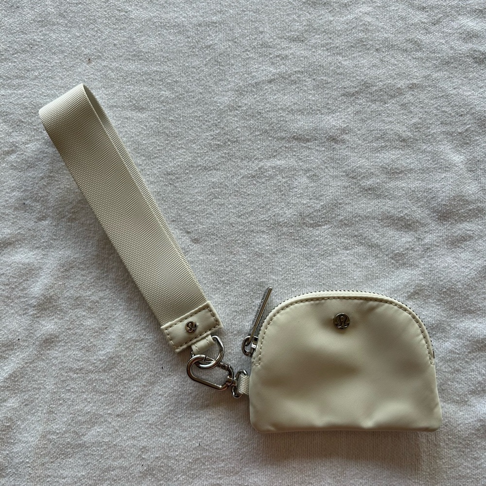 LULULEMON Dual Pouch Wrislet
